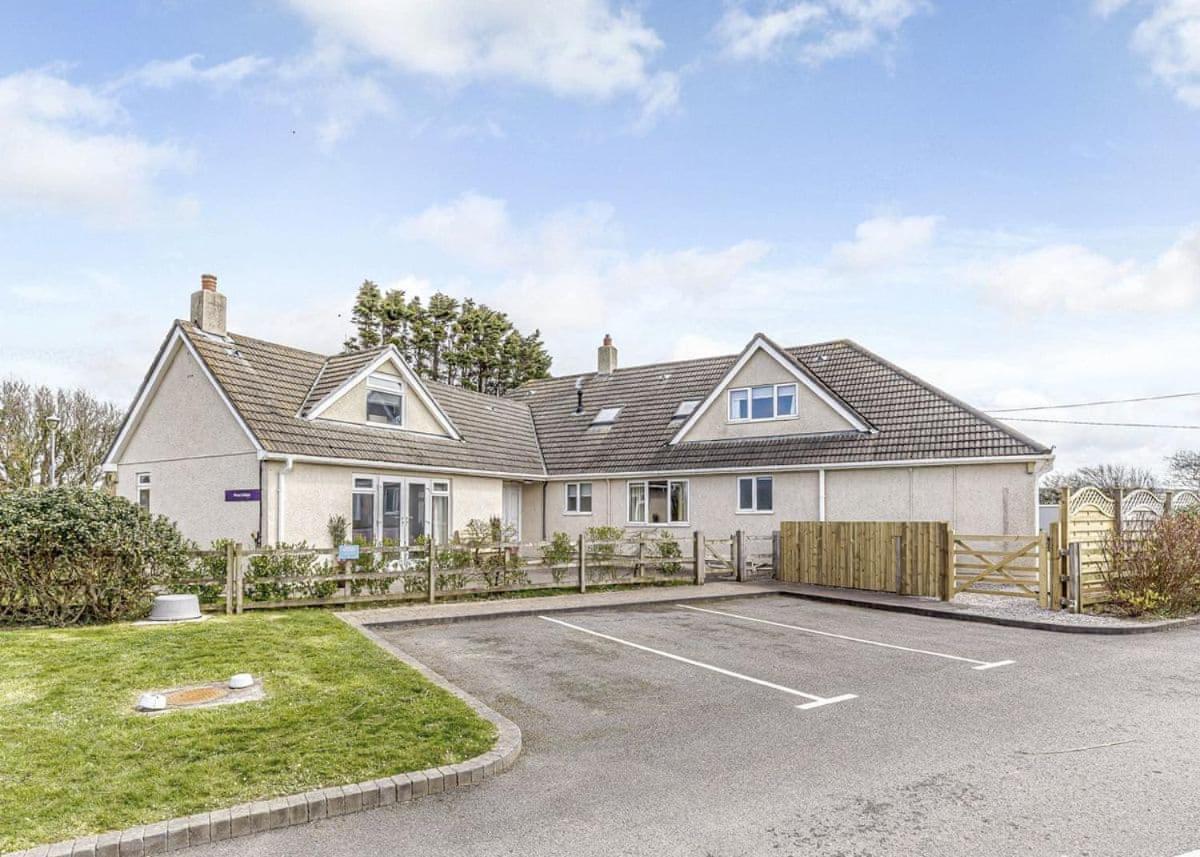 Piran Meadows Resort New Quay Esterno foto