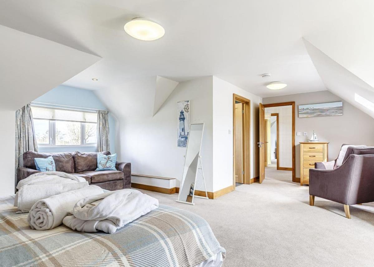 Piran Meadows Resort New Quay Esterno foto